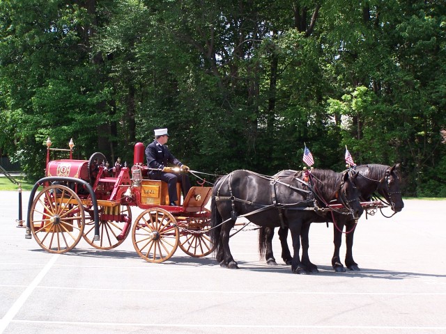 1901 Howe horse-drawn piston pumper. Refurbished in 1966 by the Oakland Fire Department 
